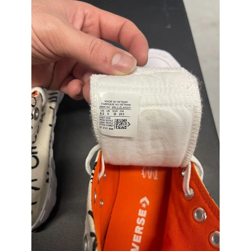 Converse product pair